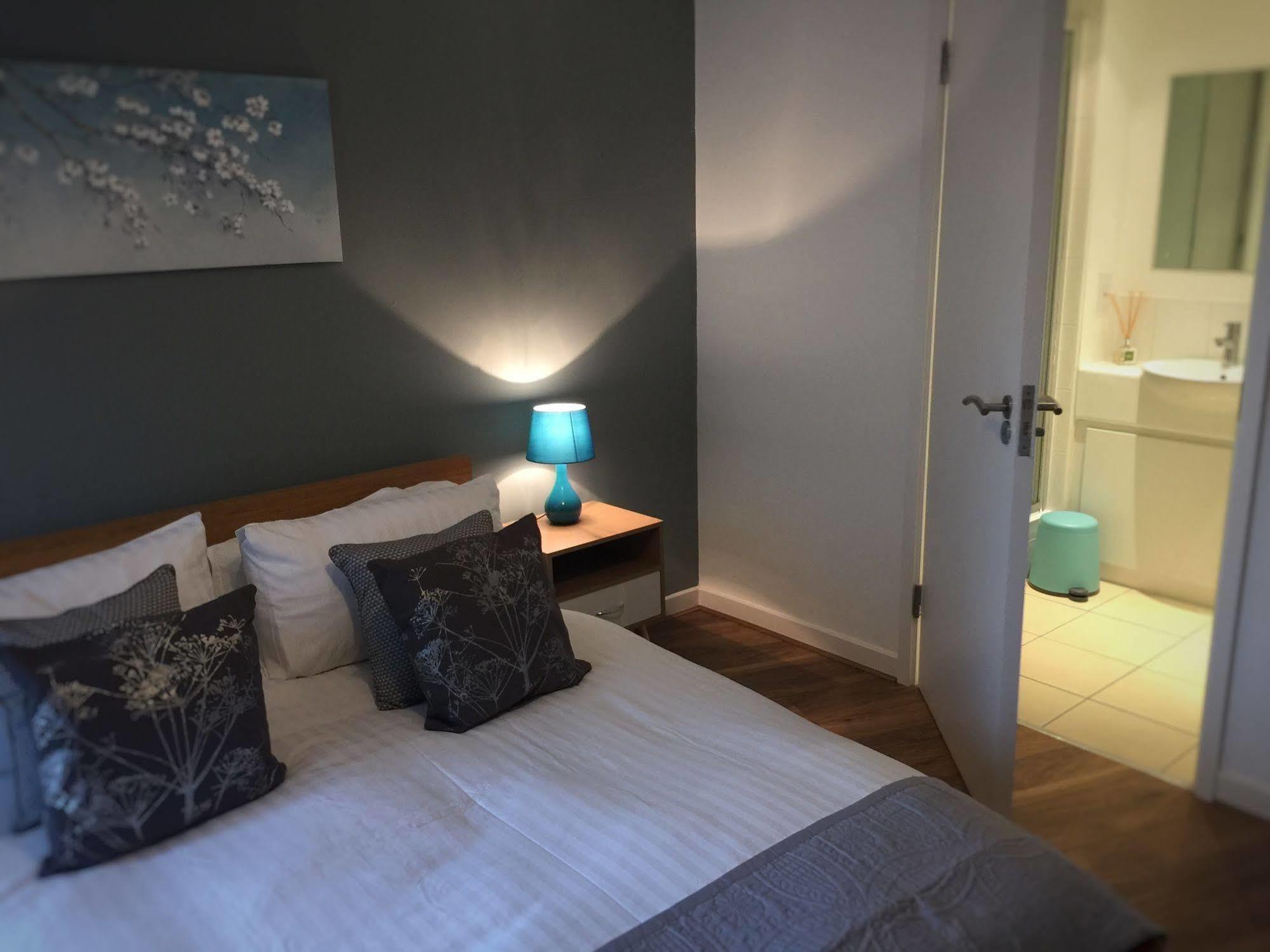 The Cathedral Suite Apartment With Love Your Stay Sheffield Exterior foto